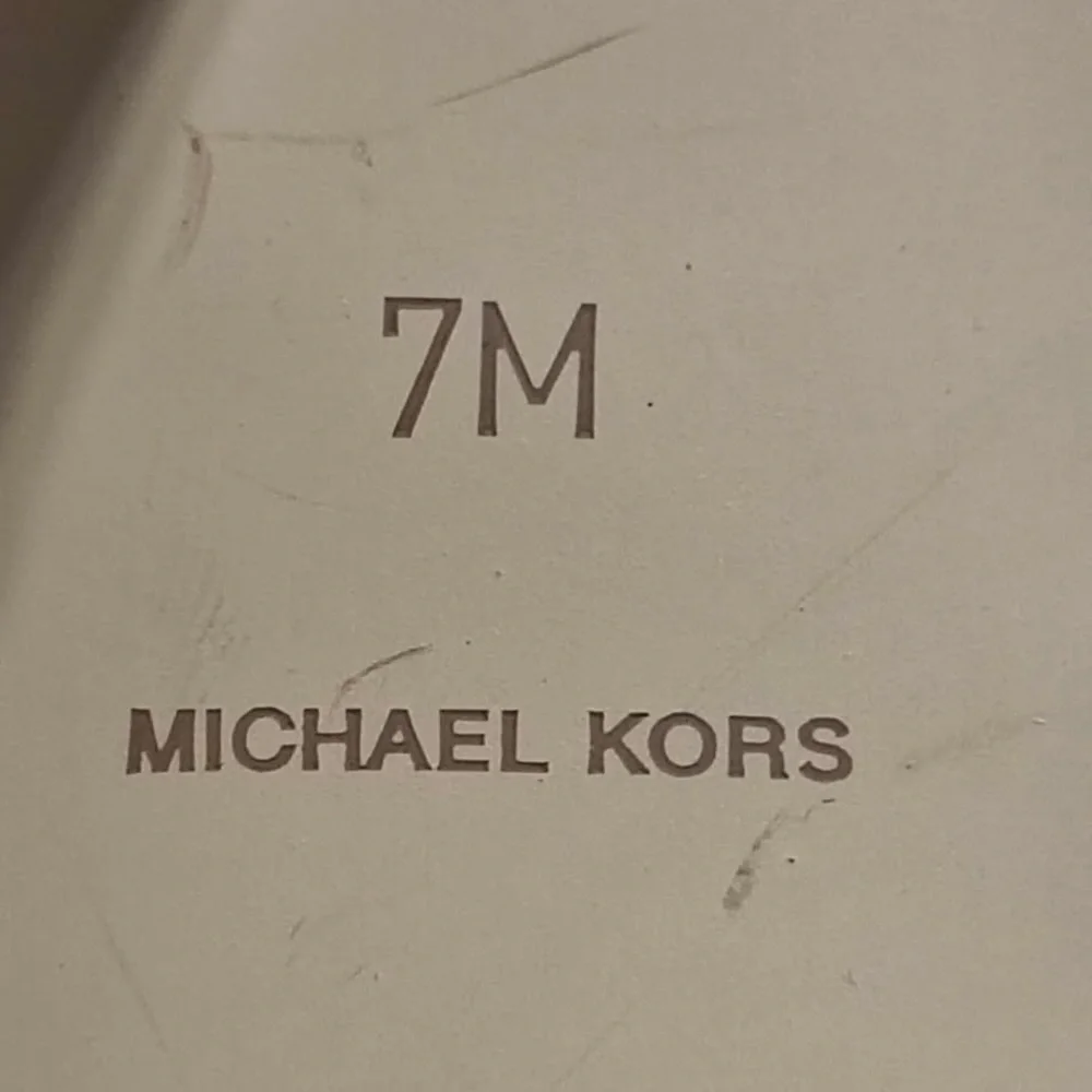 New MICHAEL Michael Kors Merriam Leather Kitten Heel Sandal -Optic White US 7